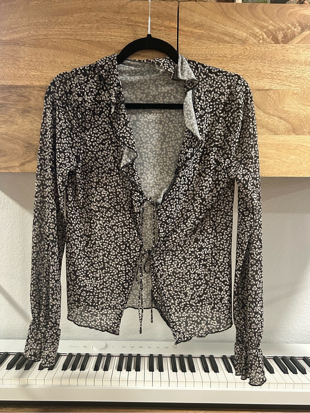 Women’s Brown Floral Tie-Front Blouse